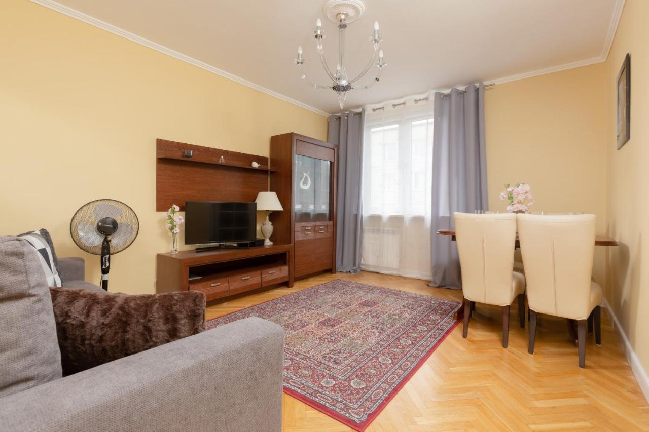 Miodowa Apartment Krasinski Garden Warsaw By Noclegi Renters מראה חיצוני תמונה