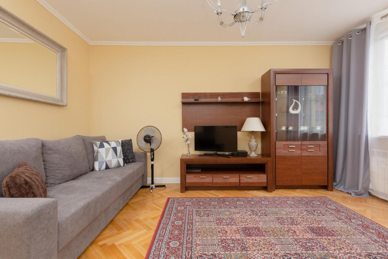 Miodowa Apartment Krasinski Garden Warsaw By Noclegi Renters מראה חיצוני תמונה