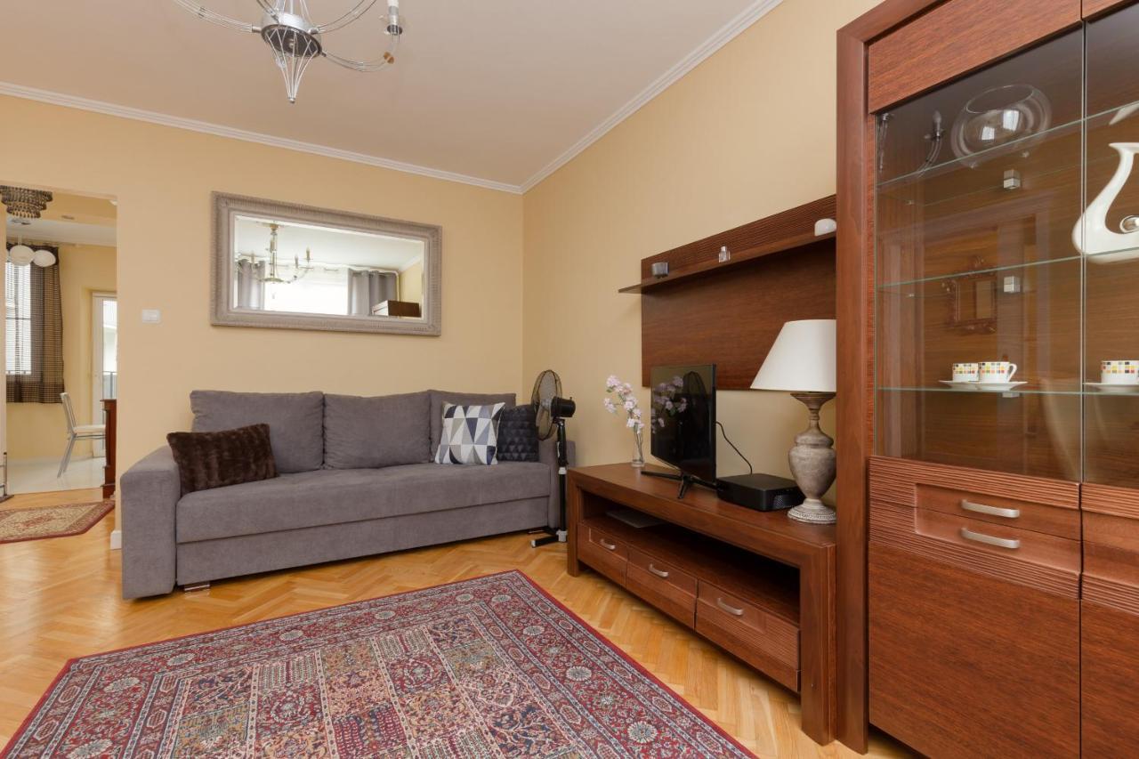 Miodowa Apartment Krasinski Garden Warsaw By Noclegi Renters מראה חיצוני תמונה